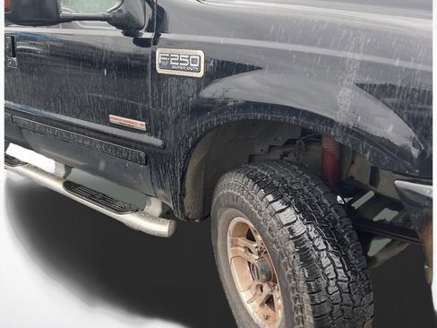 Used 2003 Ford F250 XLT image 28