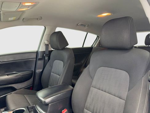 Used 2020 Kia Sportage LX AWD/4WD image 15