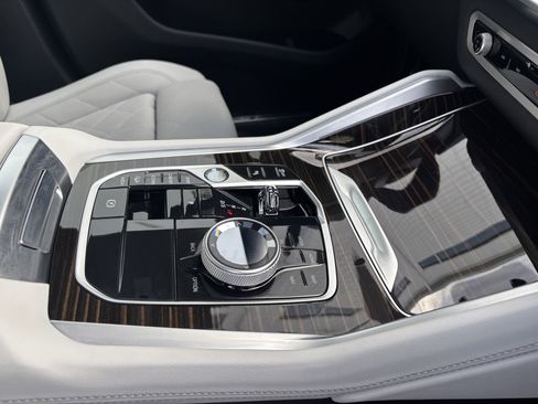 Used 2025 BMW X6 xDrive40i image 35