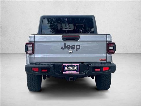 Used 2020 Jeep Gladiator Rubicon AWD/4WD image 4