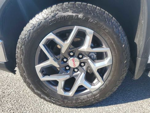 Certified 2024 GMC Sierra 1500 SLT w/ SLT Premium Plus Package image 10