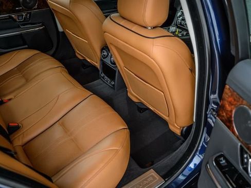 Used 2016 Jaguar XJ R-Sport AWD/4WD image 43