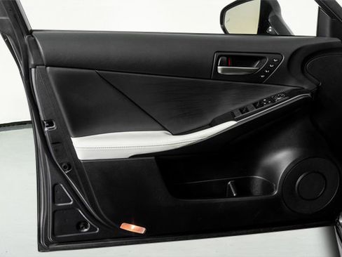 Used 2024 Lexus IS 500 image 59