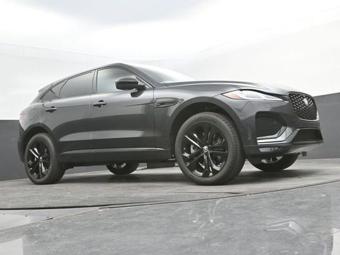 New 2026 Jaguar F-PACE R-Dynamic S image 30