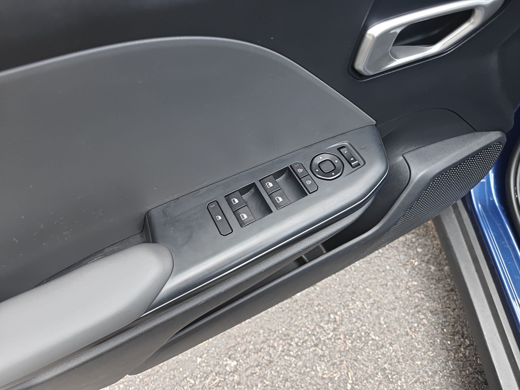 Used 2025 Kia K4 FWD image 15