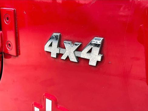 Used 2001 Jeep Wrangler SE image 9