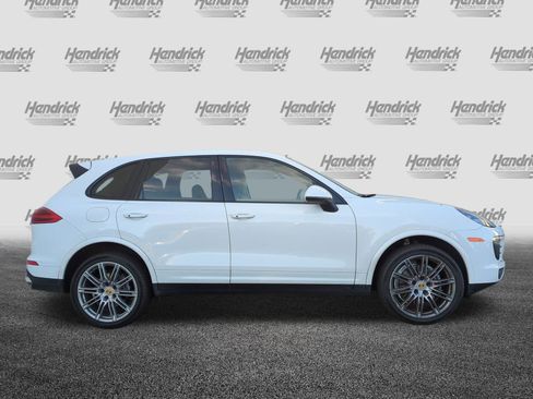 Used 2017 Porsche Cayenne Platinum Edition image 10