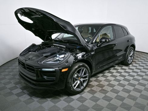 New 2026 Porsche Macan Turbo AWD/4WD image 32