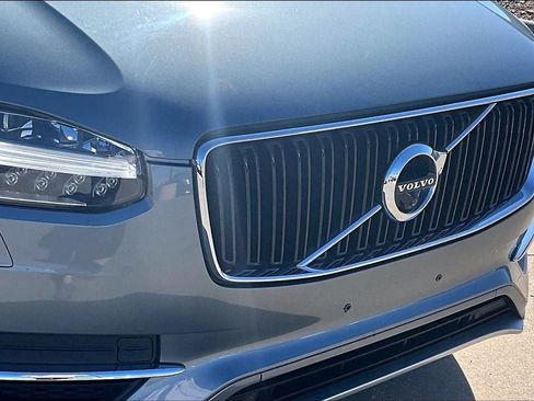 Used 2018 Volvo XC90 T6 Momentum w/ Convenience Package image 34