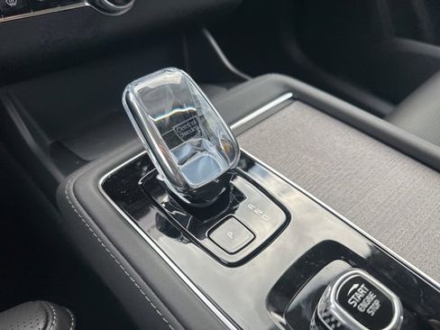 New 2026 Volvo XC90 B6 Ultra image 14