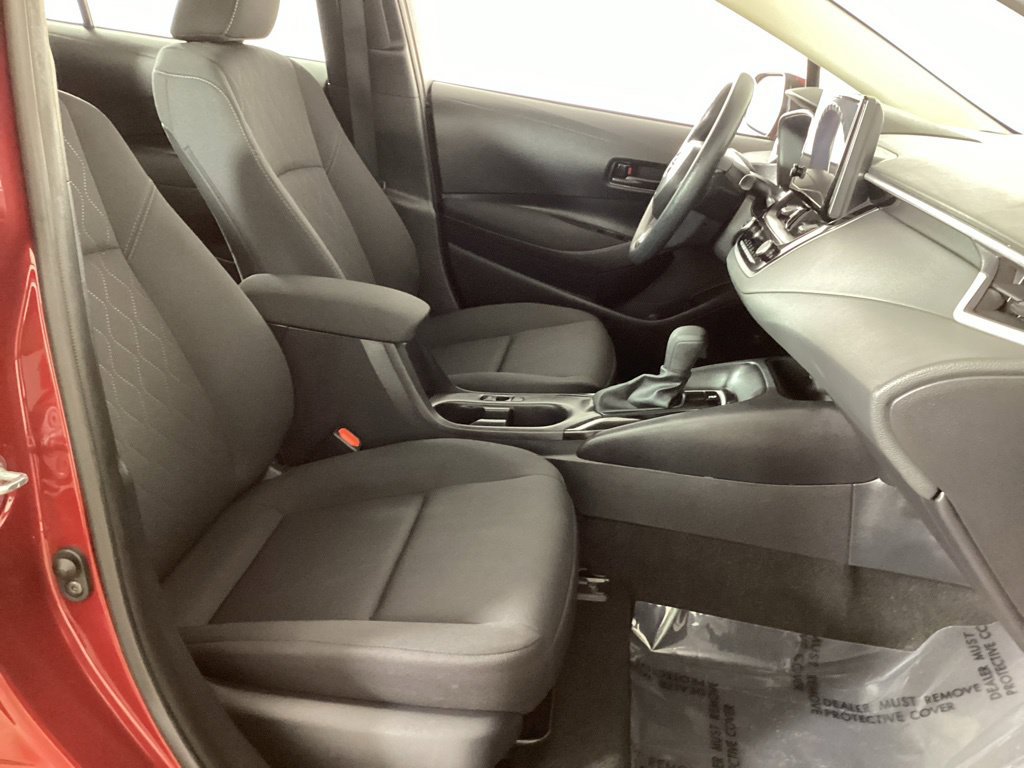 Used 2025 Toyota Corolla LE FWD image 23