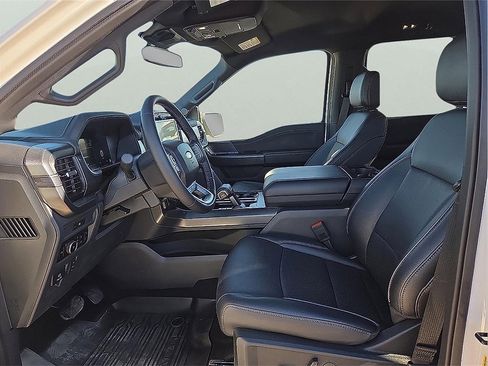 New 2025 Ford F150 Lariat w/ Equipment Group 501A Mid image 11