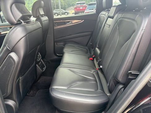 Used 2019 Lincoln Nautilus Select AWD/4WD image 14