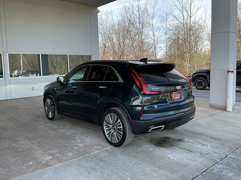 Used 2025 Cadillac XT4 Premium Luxury w/ Technology Package image 20