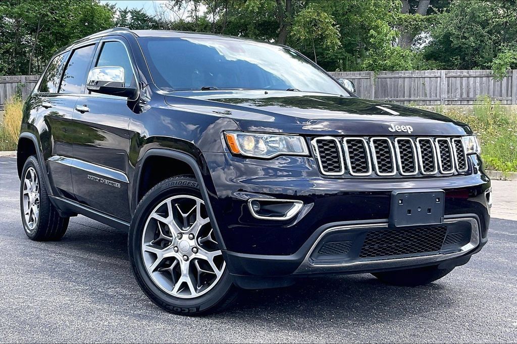 Used 2021 Jeep Grand Cherokee Limited AWD/4WD image 34