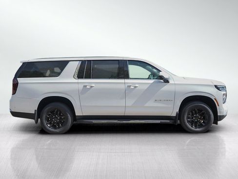 Used 2025 Chevrolet Suburban LS w/ Max Trailering Package AWD/4WD image 6