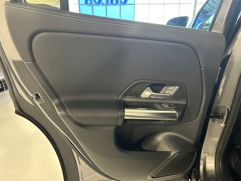 Used 2021 Mercedes-Benz GLA 250 4MATIC image 22