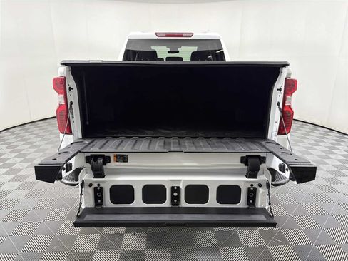 Used 2023 Chevrolet Silverado 1500 LT w/ Protection Package AWD/4WD image 16