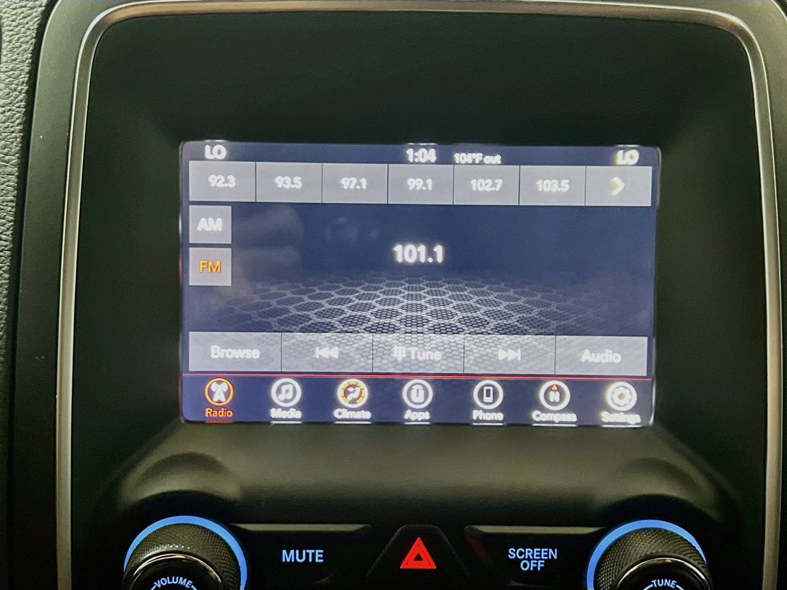 Used 2019 Dodge Durango SXT RWD image 10