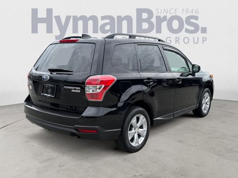Used 2016 Subaru Forester 2.5i Premium w/ All-Weather Package AWD/4WD image 3