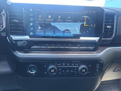 Certified 2024 Chevrolet Silverado 1500 LT AWD/4WD image 8