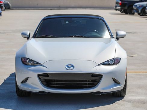Used 2016 MAZDA MX-5 Miata Grand Touring RWD image 2