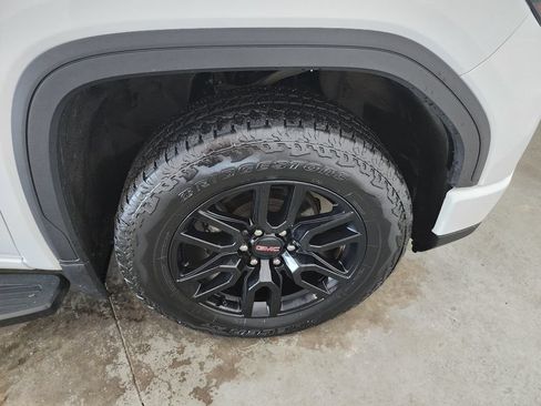 Used 2023 GMC Sierra 1500 Elevation AWD/4WD image 42