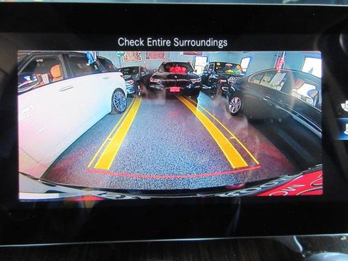 Used 2020 Mercedes-Benz GLC 300 4MATIC w/ Multimedia Package image 27