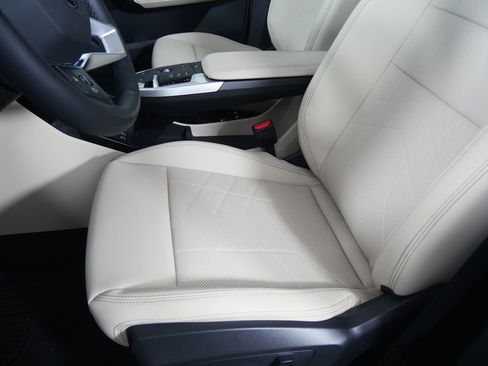 Used 2025 BMW X1 xDrive28i w/ Convenience Package image 10