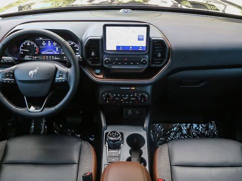 New 2023 Ford Bronco Sport Outer Banks w/ Tech Package AWD/4WD image 13