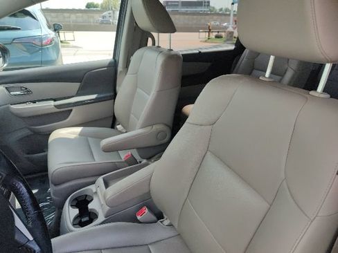 Used 2016 Honda Odyssey EX-L image 19