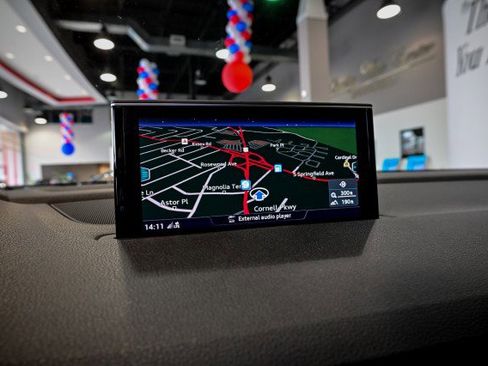 Used 2017 Audi Q7 3.0T Prestige image 43