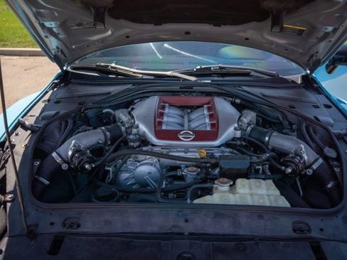 Used 2017 Nissan GT-R Premium AWD/4WD image 25