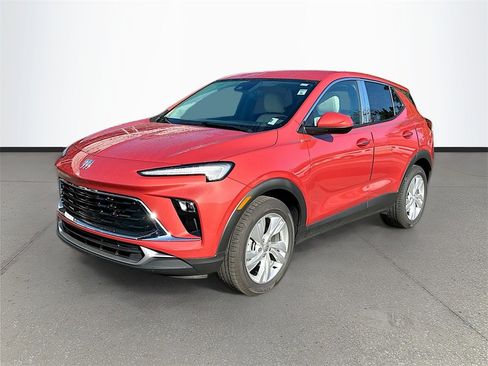 Used 2024 Buick Encore GX Preferred image 3