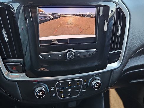 Used 2020 Chevrolet Traverse LS image 26