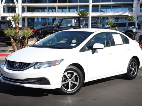 Used 2015 Honda Civic SE image 1