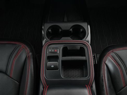 Used 2025 Ford Mustang Mach-E Premium w/ Sport Appearance Package AWD/4WD image 34