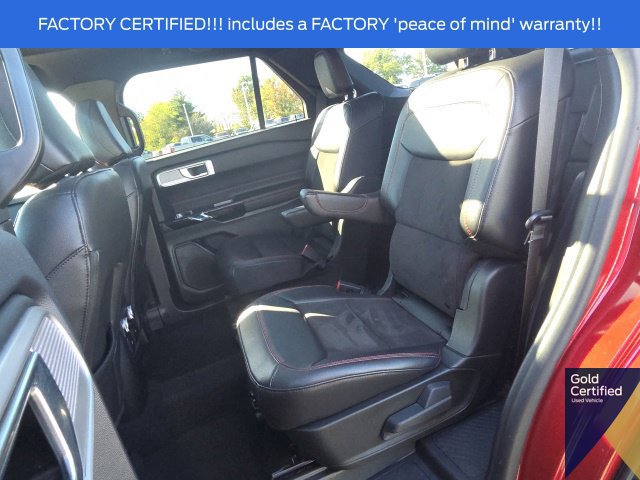 Used 2023 Ford Explorer XLT w/ Equipment Group 202A AWD/4WD image 19