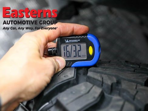 Used 2022 Jeep Wrangler Unlimited Rubicon 4xe w/ Cold Weather Group AWD/4WD image 30
