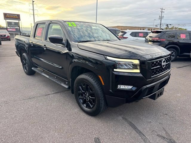 Certified 2023 Nissan Frontier SV w/ Midnight Edition Package AWD/4WD image 3