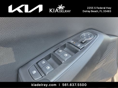 New 2025 Kia Seltos X-Line image 15