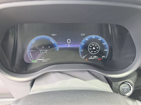 Used 2025 Toyota Sienna Limited FWD image 43