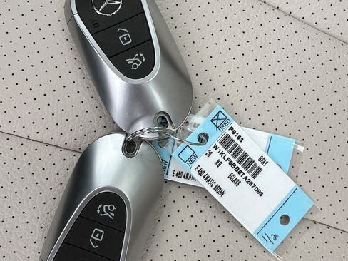 Used 2026 Mercedes-Benz E 450 4MATIC Sedan image 38