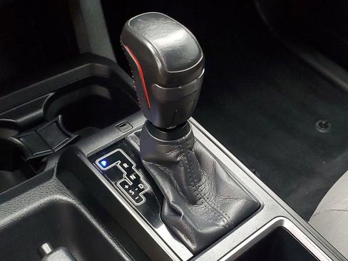 Used 2023 Toyota Tacoma SR AWD/4WD image 30