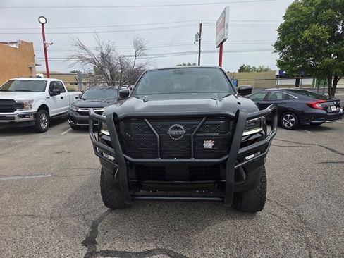 Used 2023 Nissan Frontier SV w/ Midnight Edition Package AWD/4WD image 4