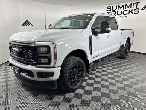 Used 2025 Ford F350 Lariat w/ Lariat Ultimate Package image 2