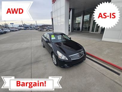 Used 2013 INFINITI G37 x w/ Premium Pkg