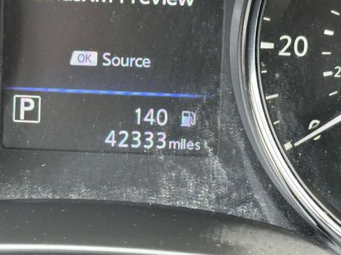 Used 2020 Nissan Rogue Sport SV AWD/4WD image 25