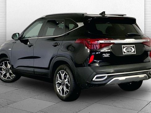 Certified 2023 Kia Seltos EX AWD/4WD image 11