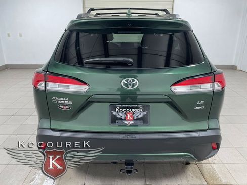 Used 2022 Toyota Corolla Cross LE image 5